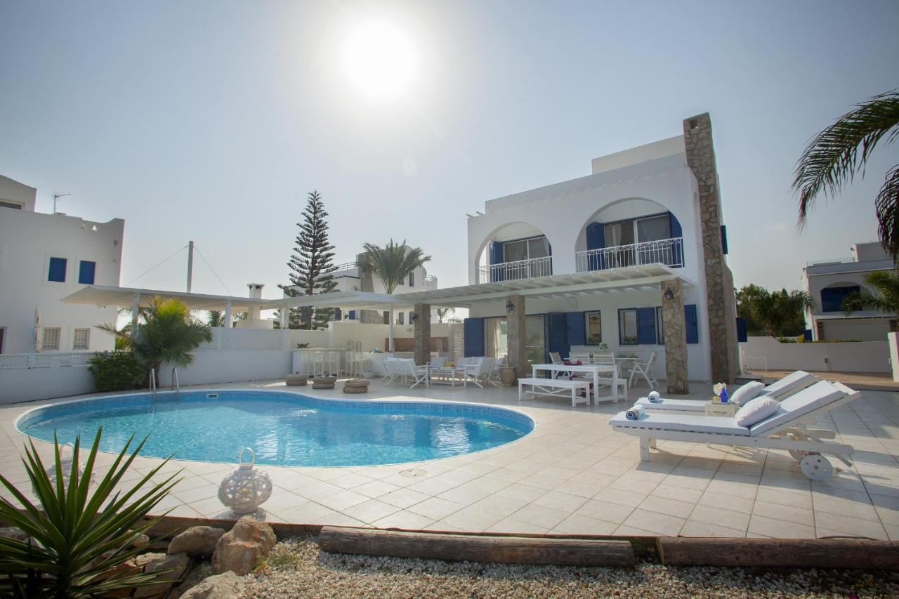 Mimoza Seafront Villa Protaras Exterior photo