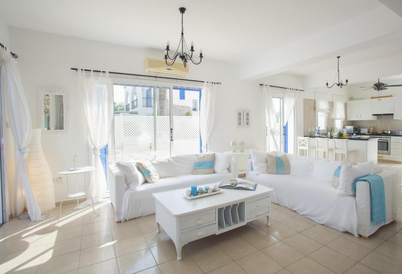 Mimoza Seafront Villa Protaras Exterior photo