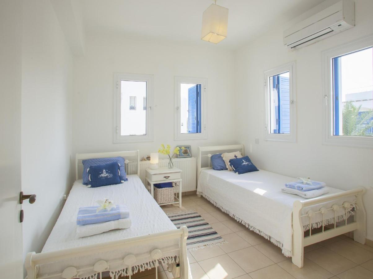 Mimoza Seafront Villa Protaras Exterior photo
