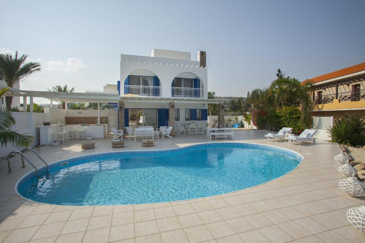 Mimoza Seafront Villa Protaras Exterior photo